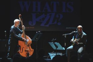 Dave Holland y Lionel Loueke conquistan Terrassa